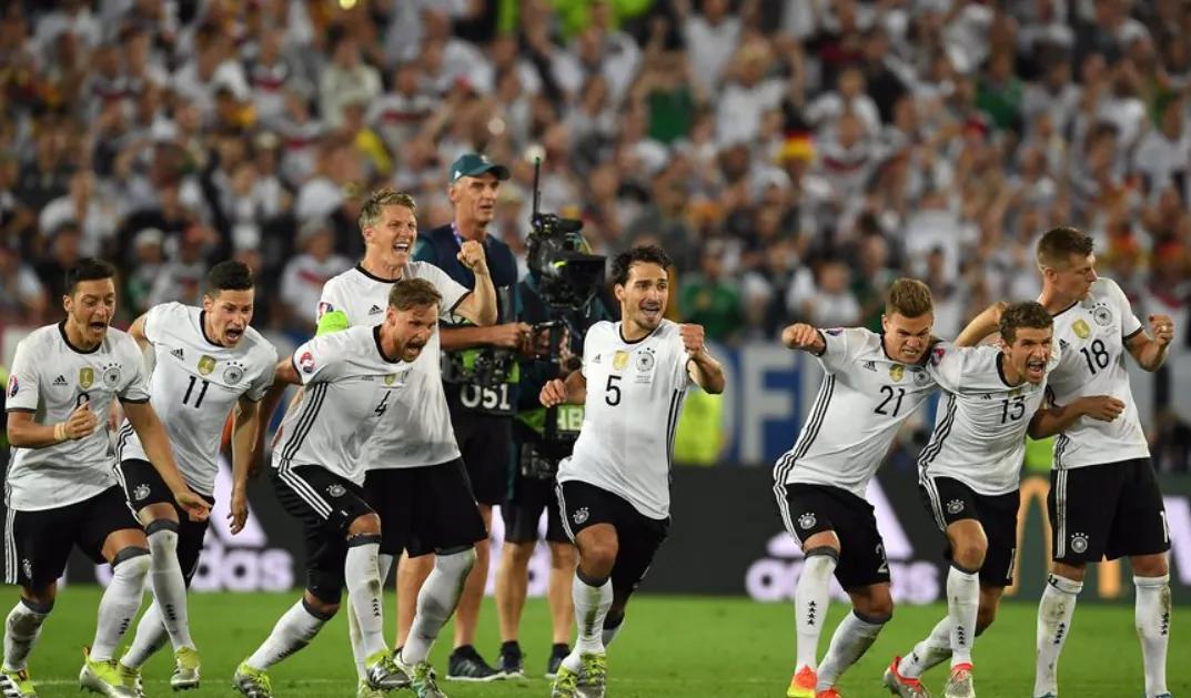 欧洲杯经典点球大战,历届欧洲杯点球大战数据