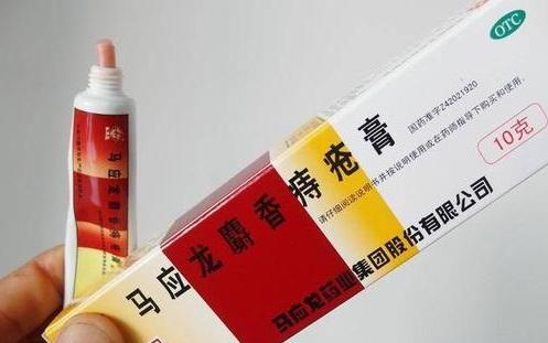 外国小伙做跨境电商,外国小伙做电商视频