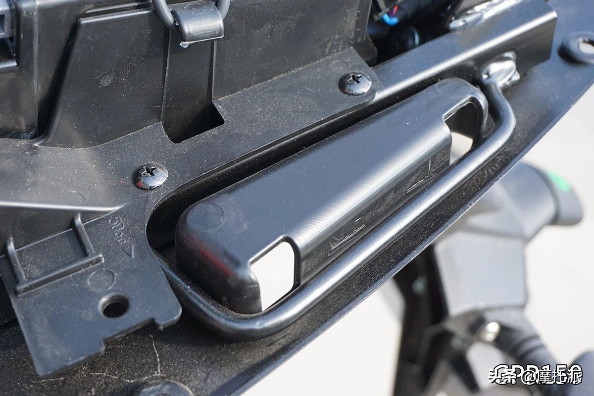 豁车有理，拆车无罪：GPR150灵魂对决250SR