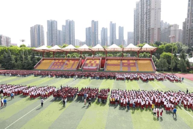 曲江第二中学教师,曲江第二中学的老师