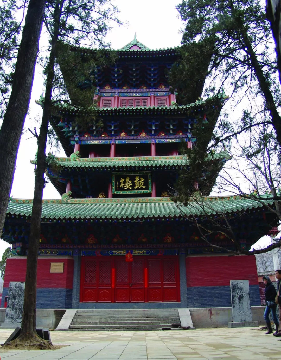 「佛教文化」佛教寺院中的鼓楼钟楼有何作用和讲究？