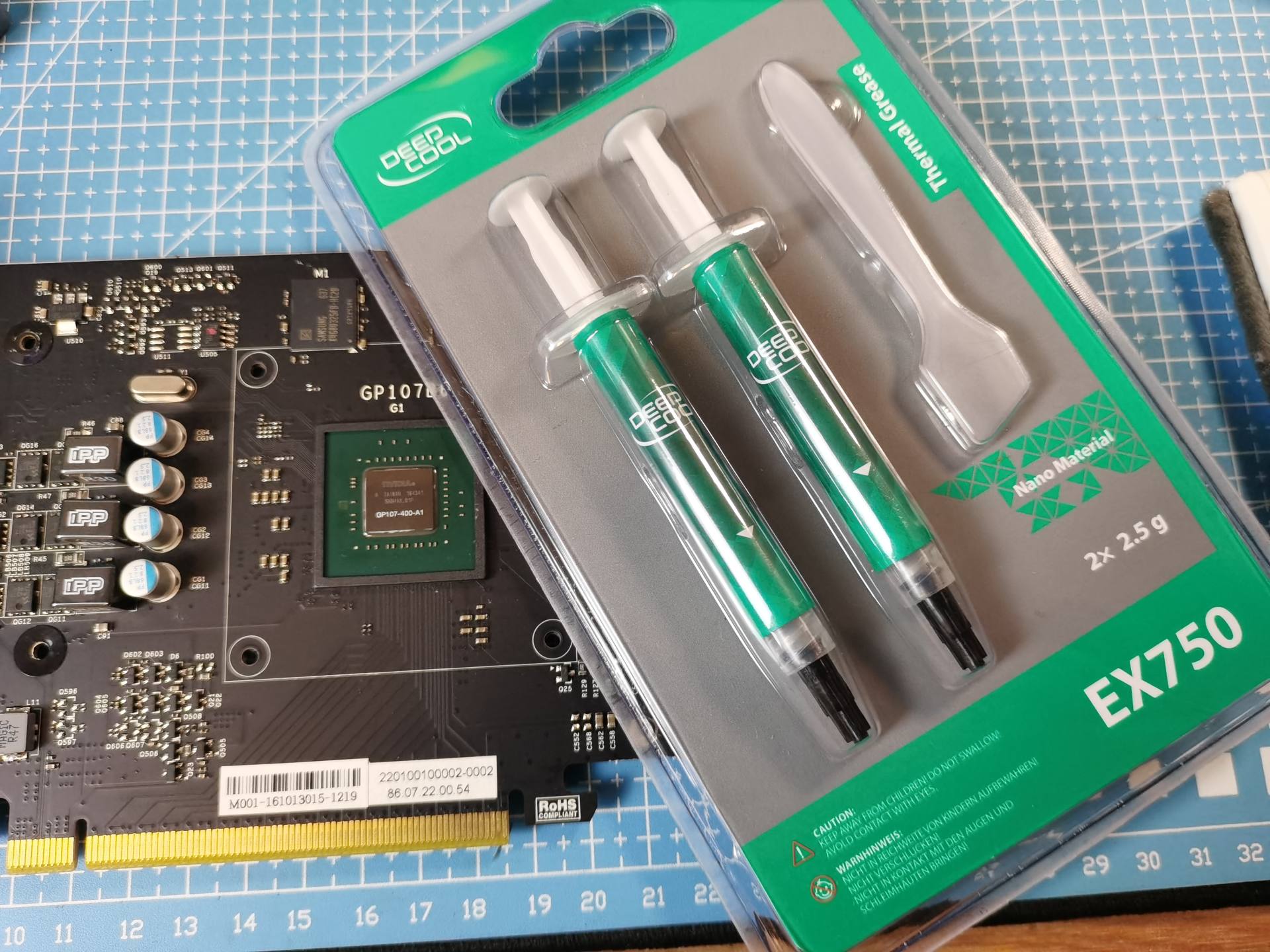 单风扇显卡换硅脂,显卡换风扇还是换硅脂好