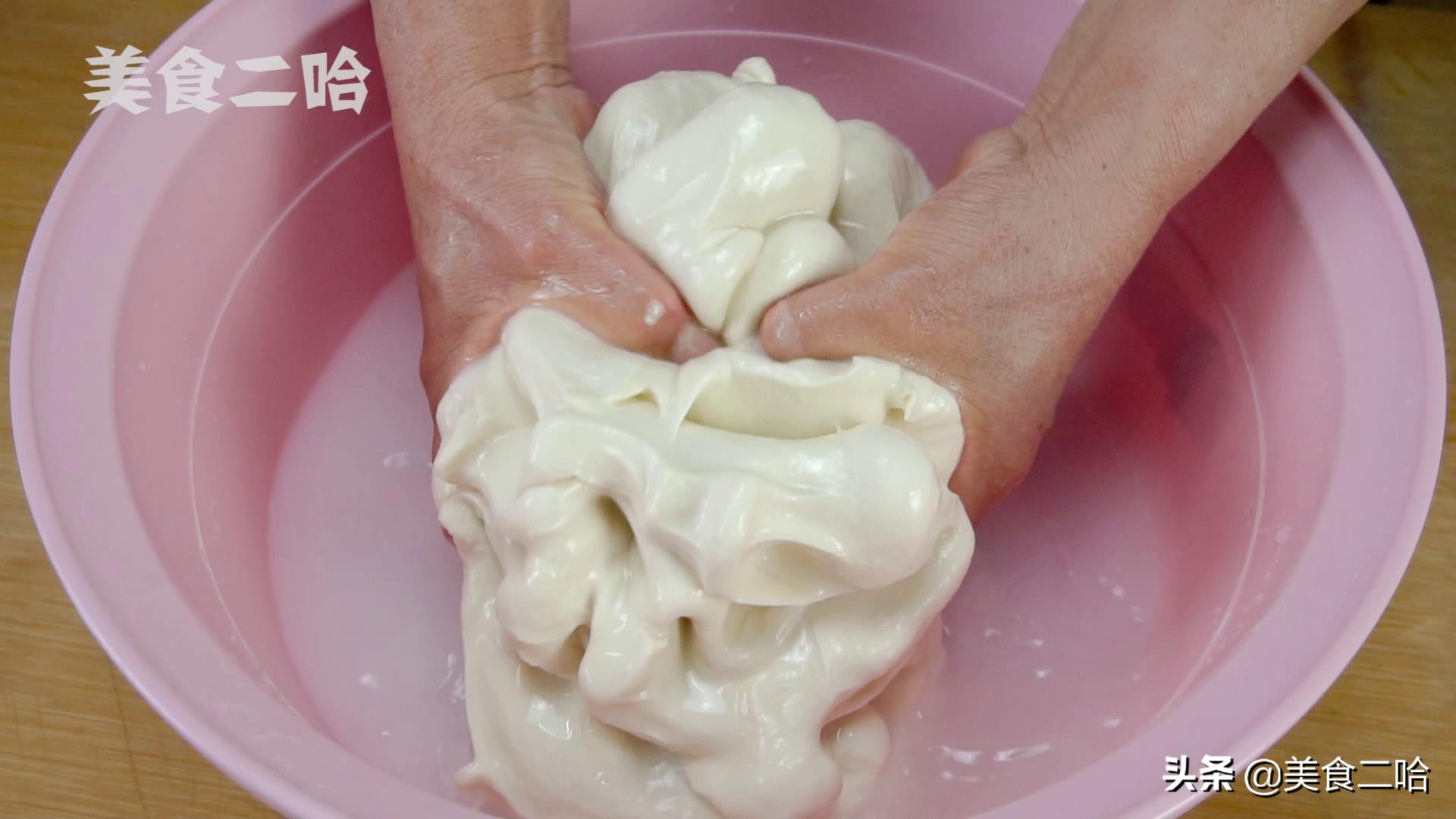 家里做凉皮蒸的都是开裂的啥原因,凉皮为什么老开裂还很粘不劲道