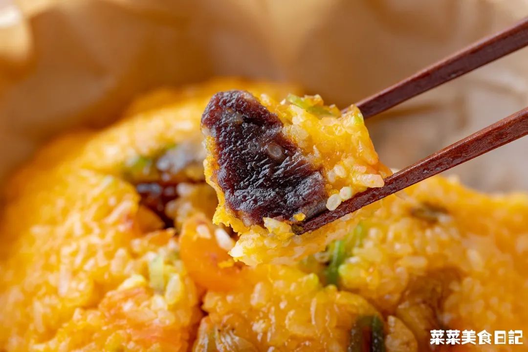 折腾一下午的年夜饭终于上桌了,历时五小时为家人做一顿年夜饭