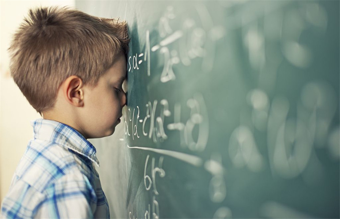 孩子对什么都没兴趣该怎么办,对什么都提不起兴趣不想出门