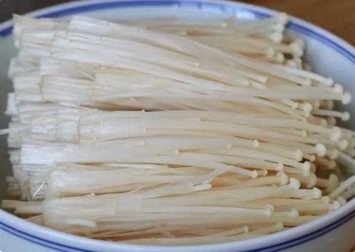 金针菇木耳瘦身,金针菇两种吃法有助减肥