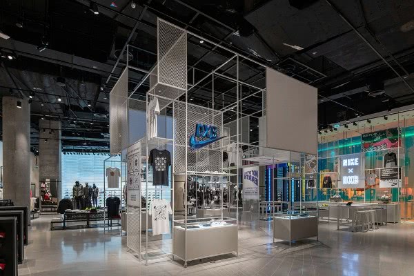 即将开业耐克专卖,耐克中东