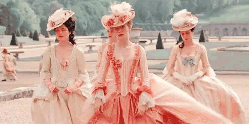 鎯呯鍒濆紑闃呰,鎯呯鍒濆紑闈掓槬鎳垫噦