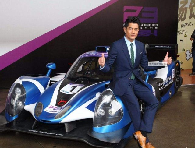 武汉一整形机构*脑洗**女大学生签高息*款贷**，称颜值即未来，外貌焦虑