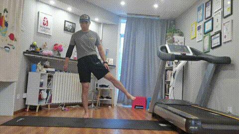 怎样练翘尾支撑平衡,平衡的训练方法