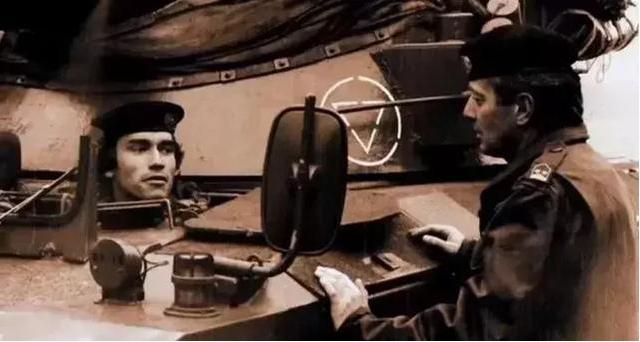 终结者主角施瓦辛格是美国州长吗,州长施瓦辛格和女终结者跳舞