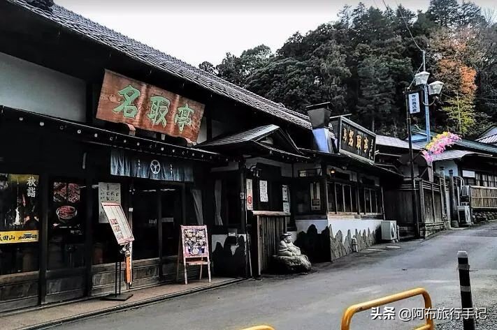 成田机场对比羽田机场,成田机场和羽田机场有什么不一样