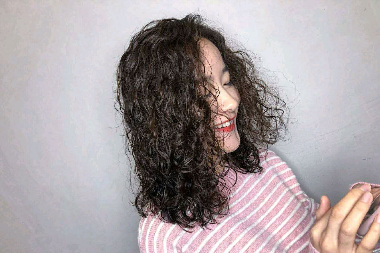 头皮上的白泥有必要除掉吗,头皮上的白泥如何解决