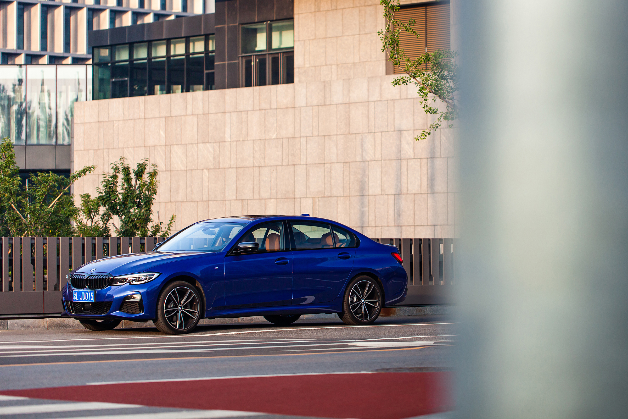 新款bmw330li测评,赛道深度试驾宝马330i