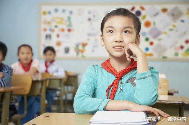 小学上课不认真走神怎么训练,小学生上课容易发呆走神怎么办