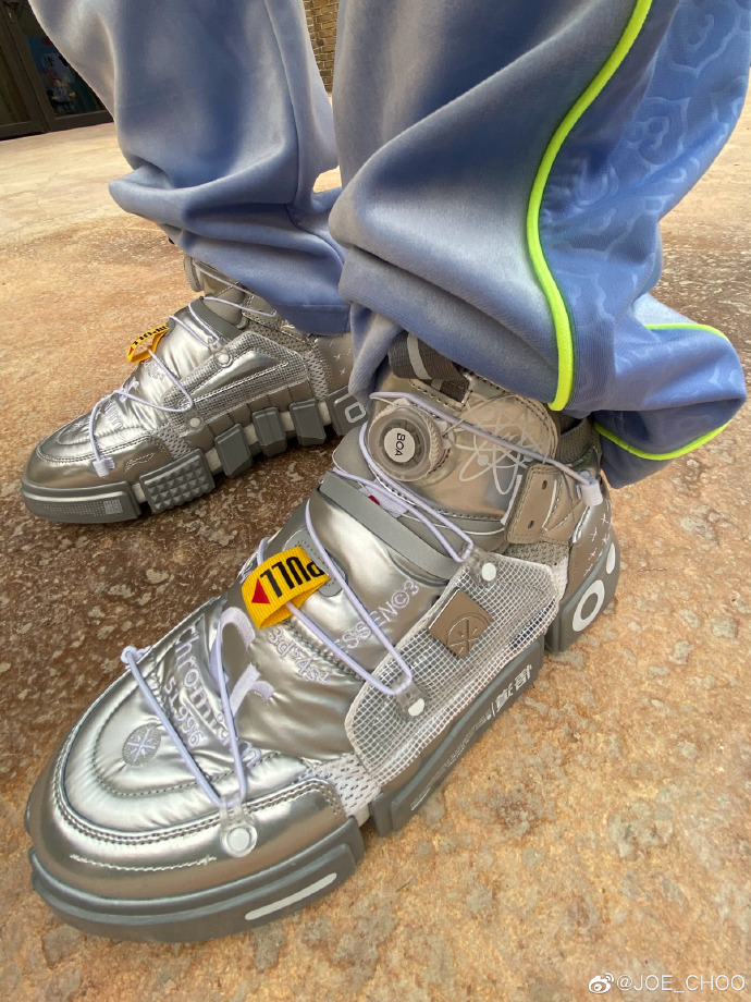 李宁时装周悟道鞋,李宁2018款悟道