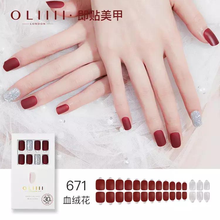 适合黄皮学生党做的新年美甲,粉色猪猪透色美甲