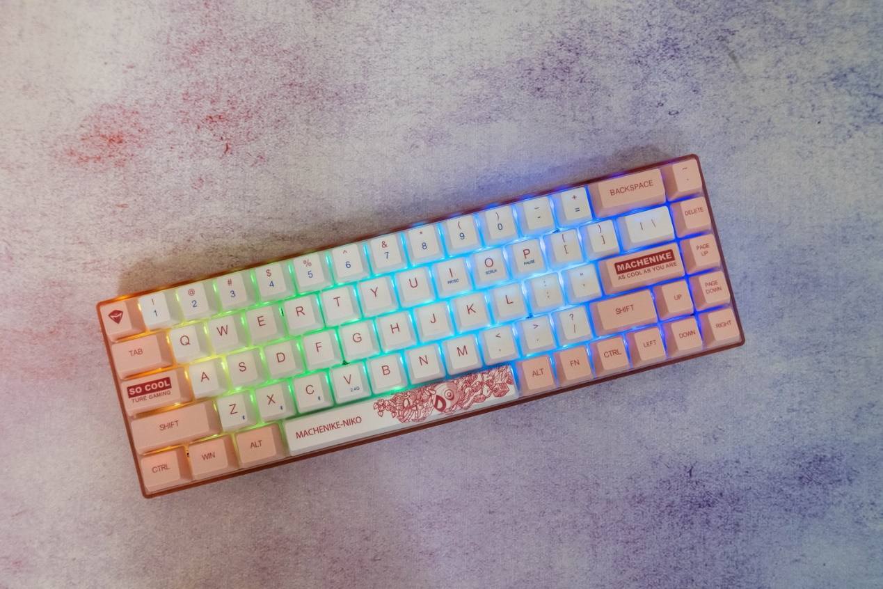 款款优秀，组合起来吃鸡更轻松，机械师游戏套装体验