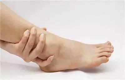 改善脚型的鞋垫真的有用吗,缓解足部疲劳鞋垫测评