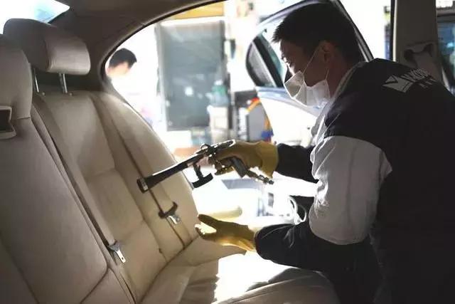 洗车打蜡镀膜一般多少钱,洗车抛光打蜡哪里便宜