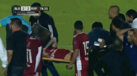 韦世豪断腿铲球惹众怒,韦世豪踢断韩国人腿了吗