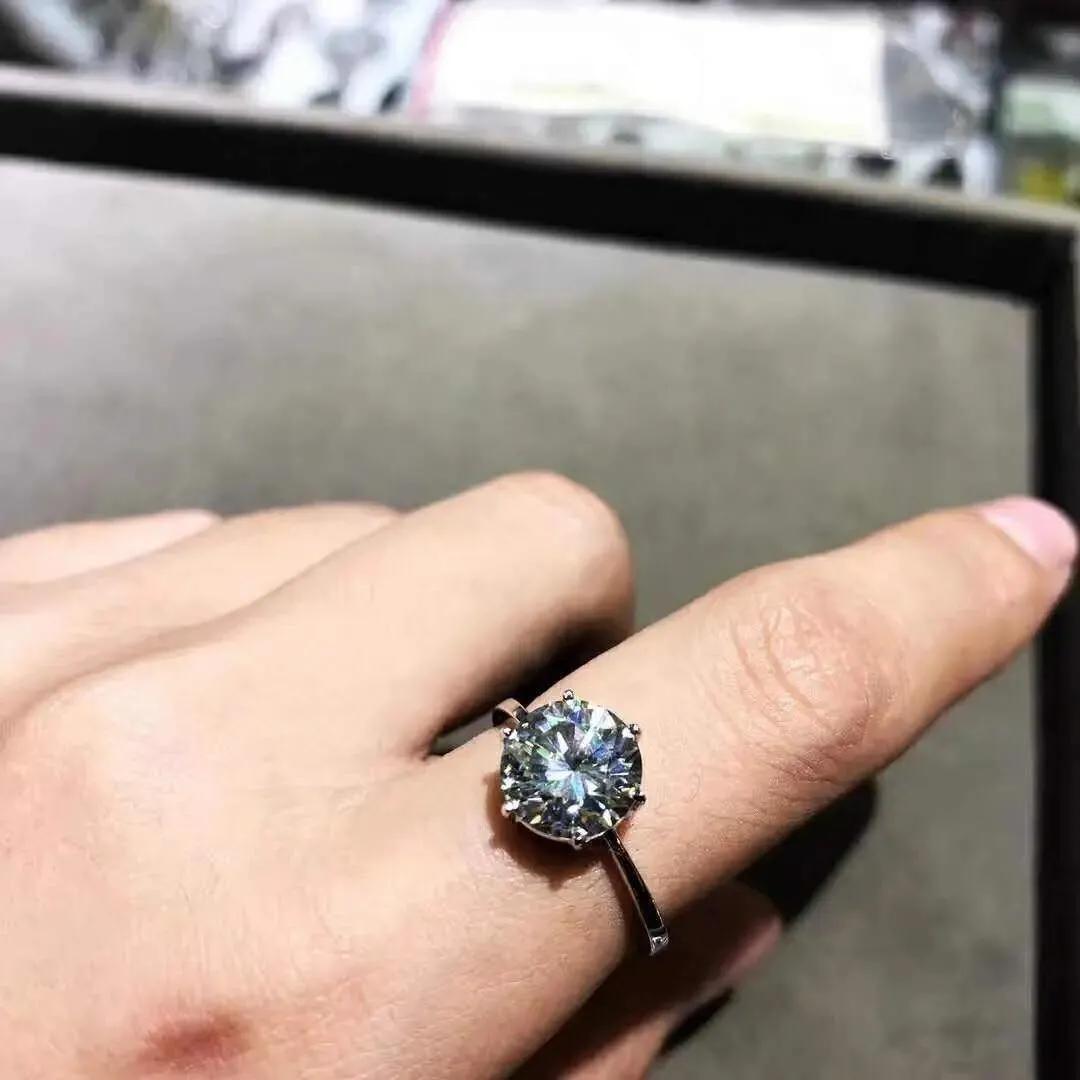 尼泊尔钻石为什么不值得买,尼泊尔钻石和莫桑钻有什么区别