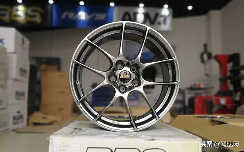 斯柯达昊锐车亮黑武士,斯柯达昊锐换门