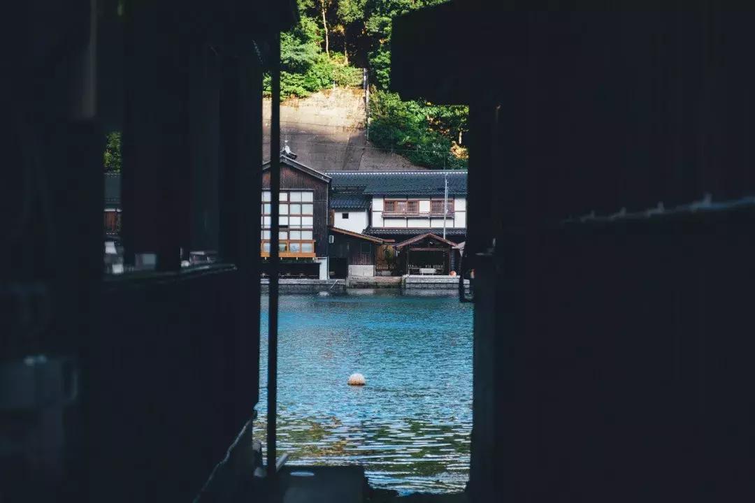 手机拍照怎么拍出电影的感觉照片,手机摄影如何拍出电影感照片