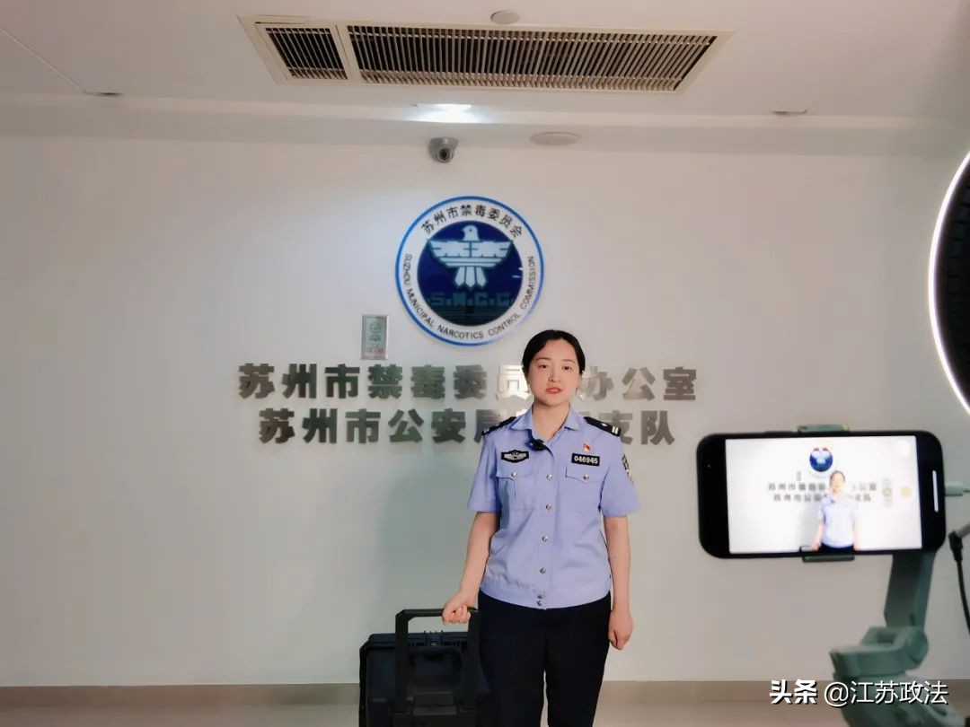 出国留学的他代购“感冒药”，却给自己戴上了*铐手**……