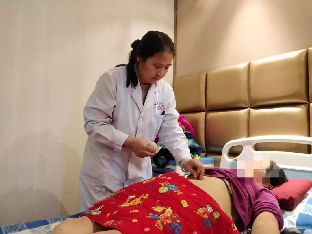 中医肩颈理疗正骨手法视频,阴阳针法三才针法实战