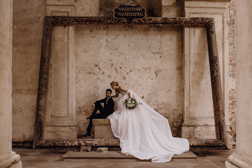 全球最美的12款婚纱,50张全球最美婚纱照