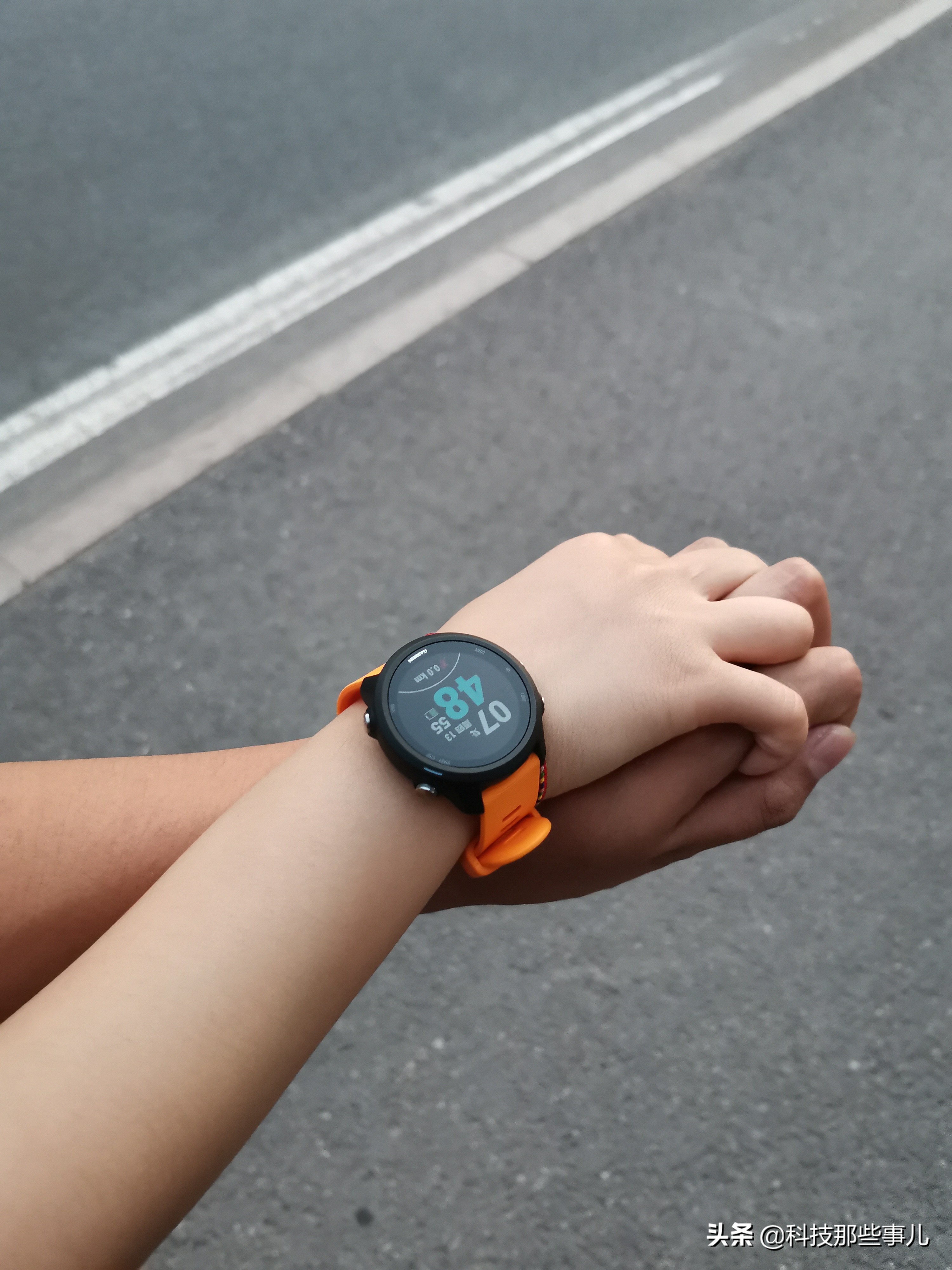 佳明Forerunner245运动手表上手评测：做你的专属运动教练