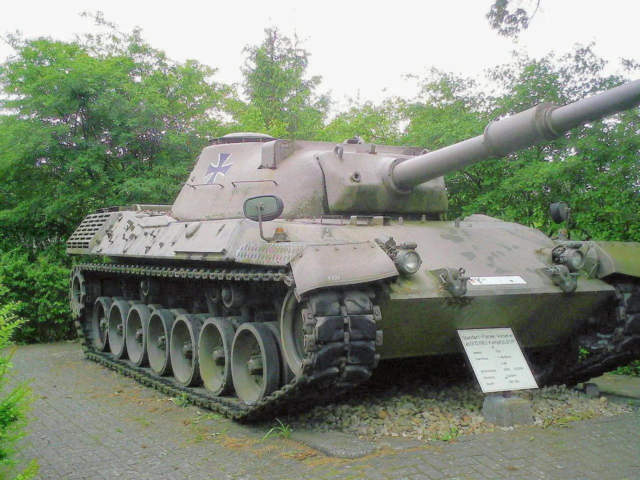 永不磨灭的“莱茵传奇”！德意志曾经的最强“脆皮”坦克——豹1