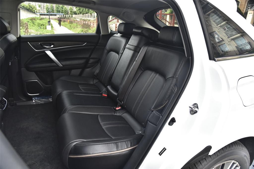 宝马x5和冠道2.0t动力,冠道2.0t进藏动力会衰减吗