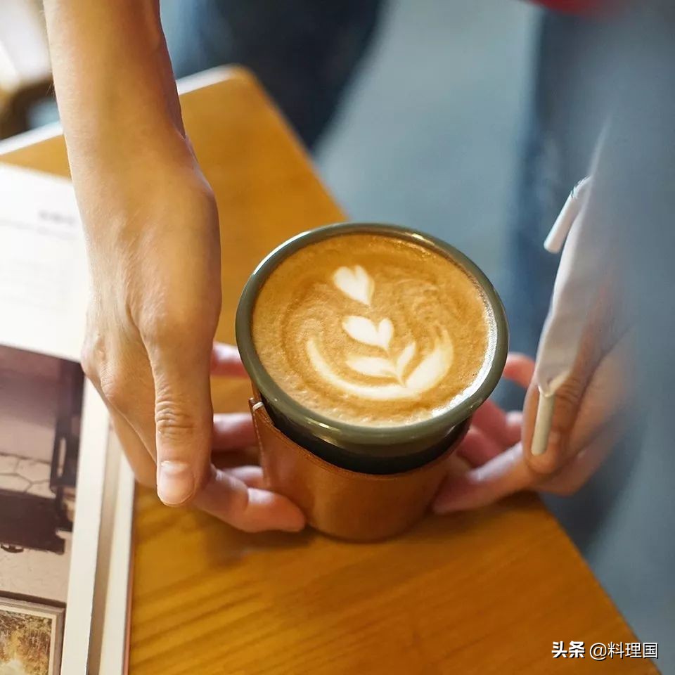 我是媛媛，“就想开间小小咖啡馆的理想终于实现了！