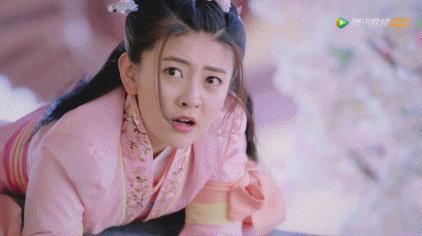 好羞耻！我熬夜刷完了一部主角不停接吻的无脑雷剧