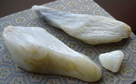 讲解一下和田玉籽料的视频,怎么看和田玉是哪里的料