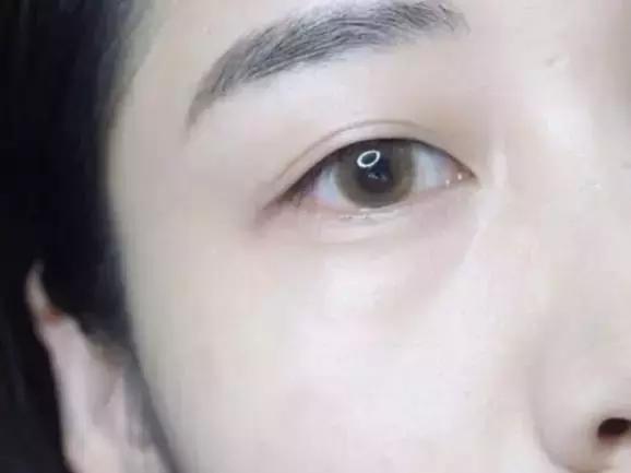 自带磨皮特效粉底液,自带磨皮效果的粉底液