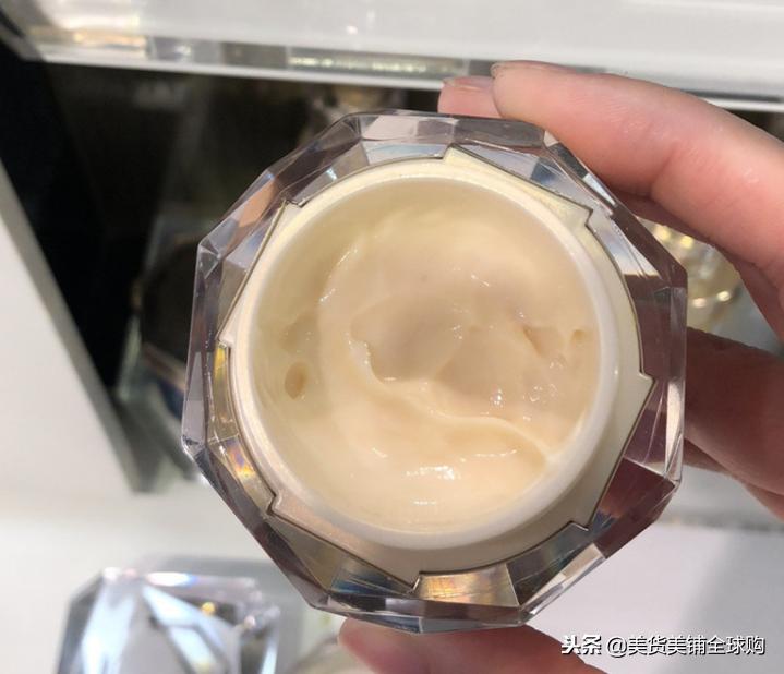 秋冬保湿效果好的面霜,保湿滋润面霜怎么用才正确视频