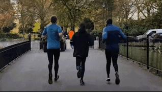 跑步的人都是疯子怎么办,跑步的人听到跑步头疼是怎么了