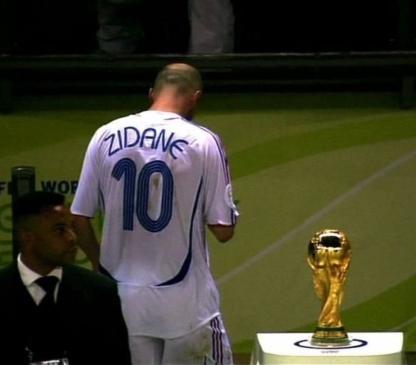 人生就像足球一样,足球是一个人的灵魂