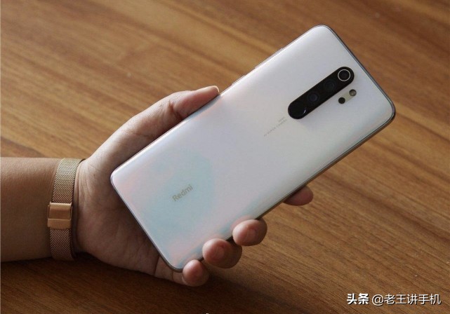 国产手机的集体榜样！4G手机时代最后的销量奇迹，还适合入手吗？