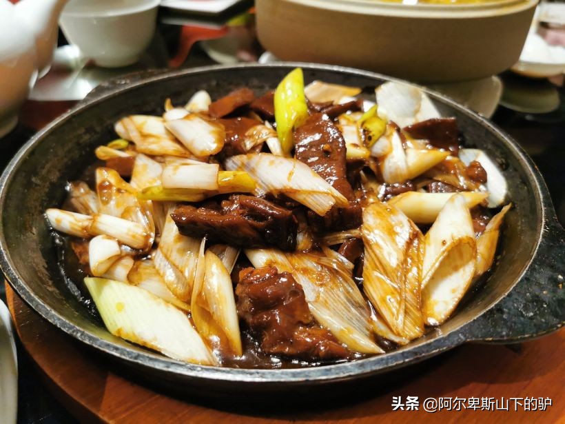 秋风起吃蟹的视频,秋风起吃蟹正当时