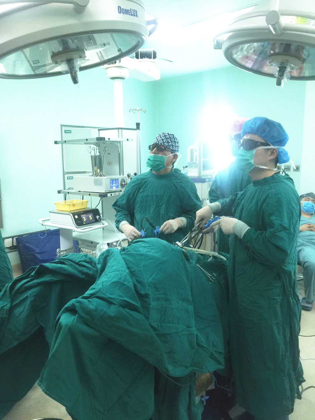 结肠恶性肿瘤去哪个医院最合适,结肠肿瘤巨大如何处理