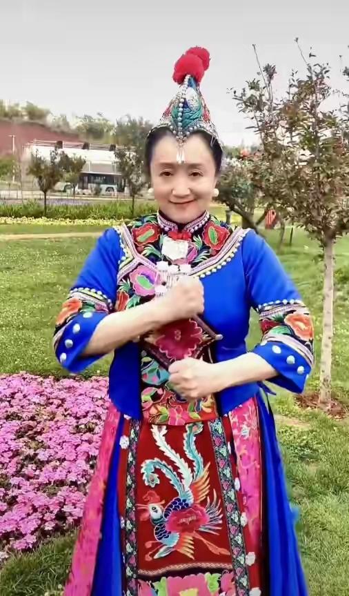 杨坤年轻时跳舞,杨坤跳舞视频