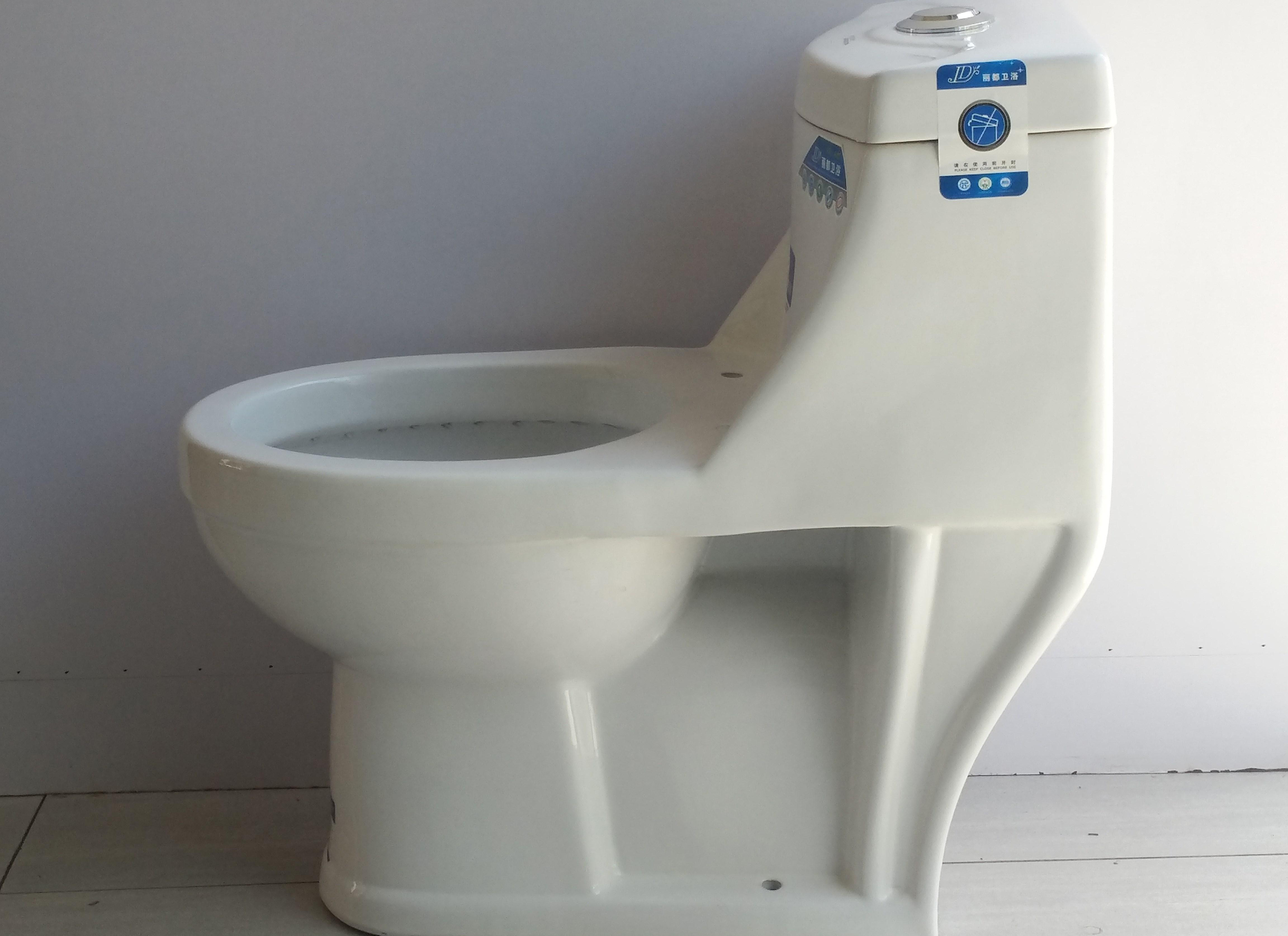 虹吸式马桶和直冲式马桶造型区别,虹吸式马桶与直冲式马桶的优缺点