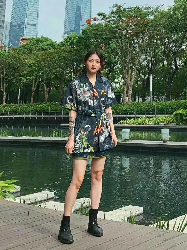 点击开启520心意臻选清单！BALENCIAGA爱心T还是PANDORA手链？