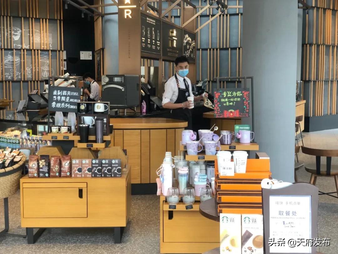 烫火锅喝冰可乐,烫头发吃火锅喝奶茶