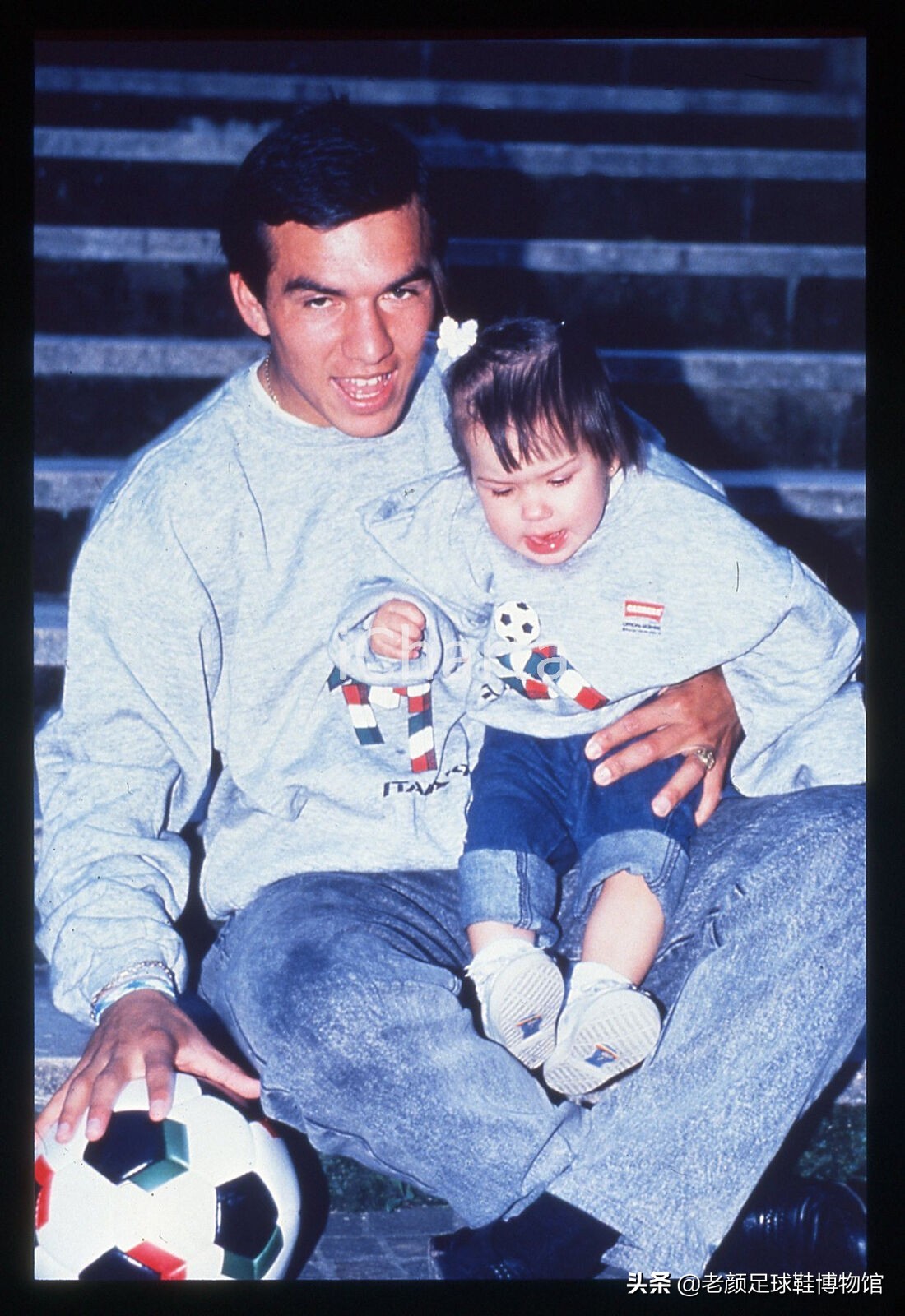 苏牙为什么没上乌拉圭大名单,卡瓦尼上海申花