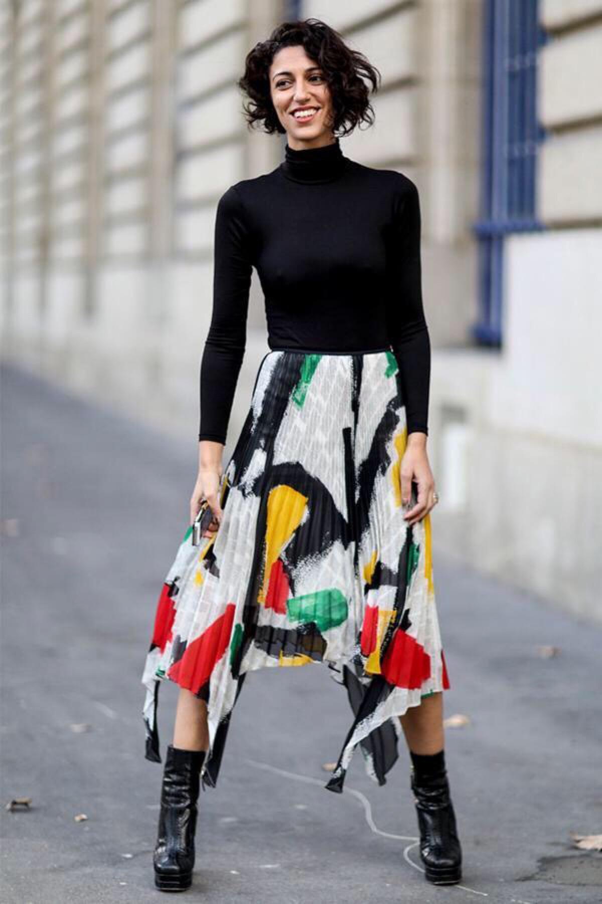 王菲穿衣搭配紧身中裤,王菲穿灯笼裤太有范了